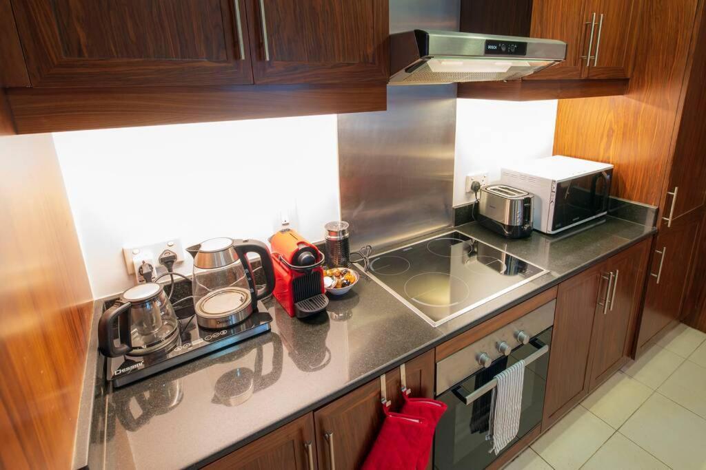 First Class 2Br With Full Burj Khalifa And Fountain View Dubai Eksteriør billede