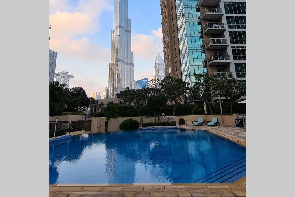 First Class 2Br With Full Burj Khalifa And Fountain View Dubai Eksteriør billede